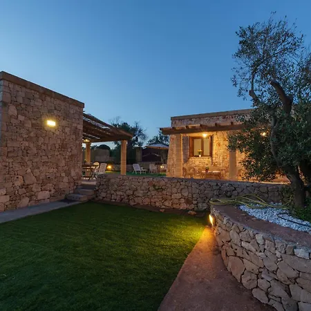 Holiday home Trullo Experience A Pescoluse *