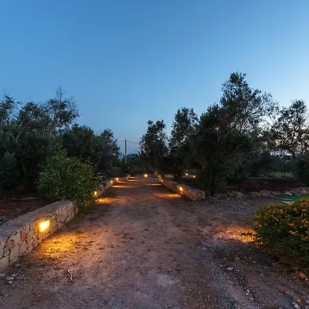 Trullo Experience A Pescoluse Holiday home