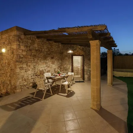 Trullo Experience A Pescoluse *